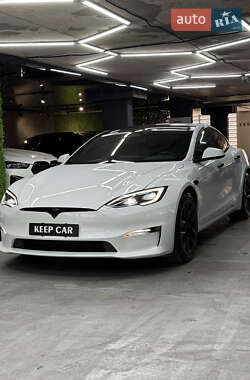 Лифтбек Tesla Model S 2022 в 