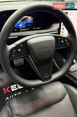 Лифтбек Tesla Model S 2022 в 