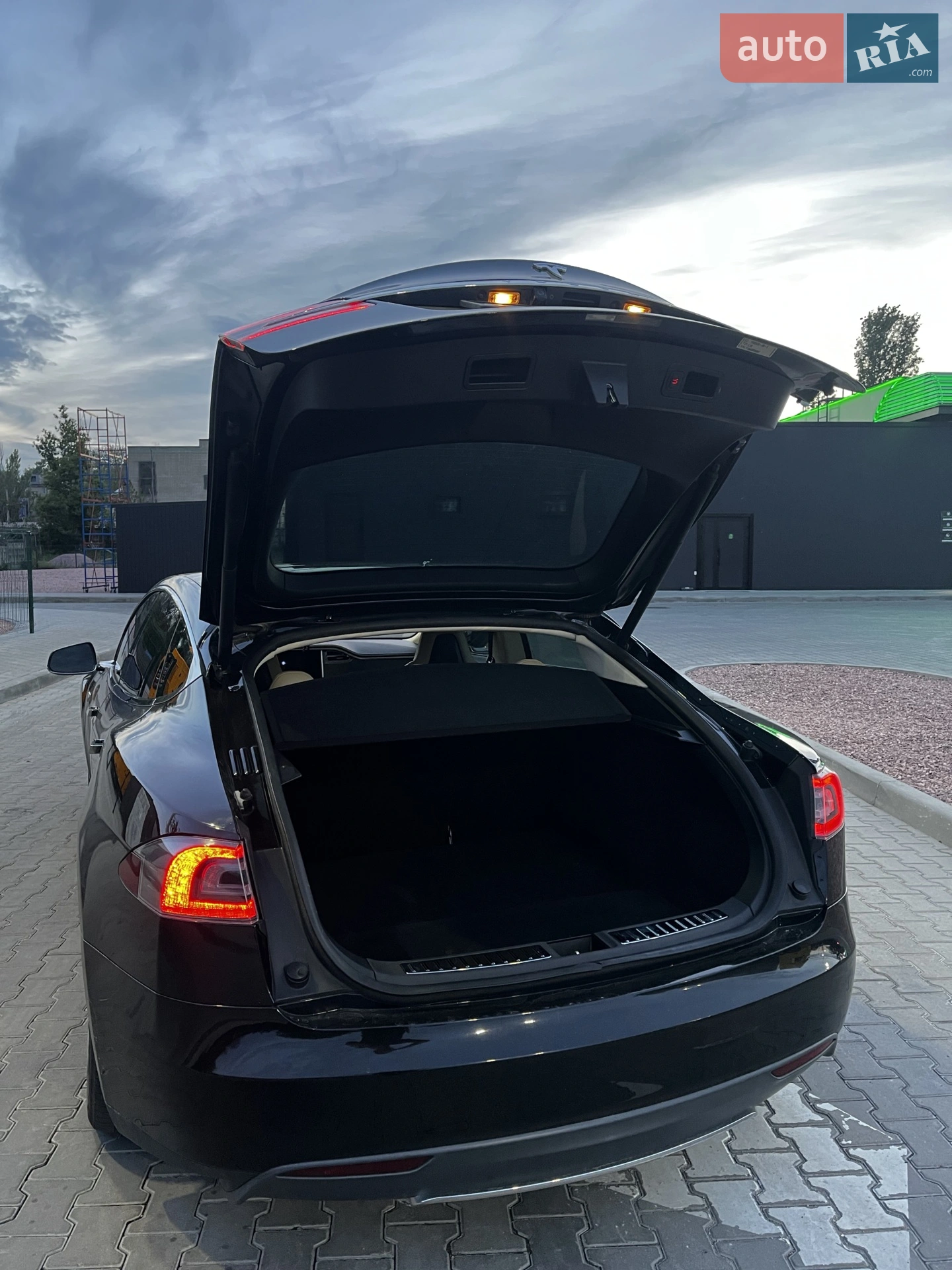 2013 Tesla Model S - мініатюра 5