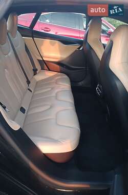 Ліфтбек Tesla Model S 2016 в 