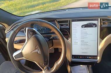 Ліфтбек Tesla Model S 2016 в 