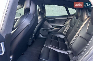 Лифтбек Tesla Model S 2018 в 