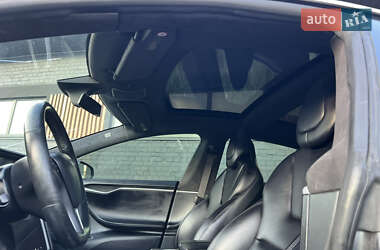 Лифтбек Tesla Model S 2018 в 