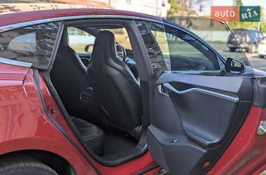Ліфтбек Tesla Model S 2015 в 