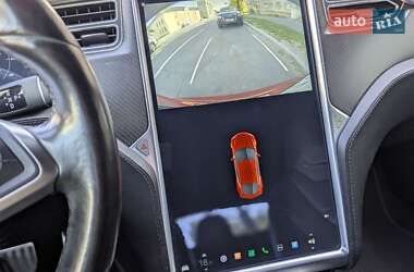 Ліфтбек Tesla Model S 2015 в 