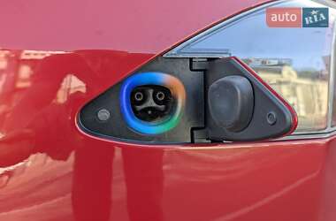 Ліфтбек Tesla Model S 2015 в 