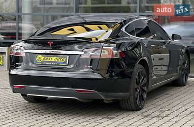 Лифтбек Tesla Model S 2013 в 