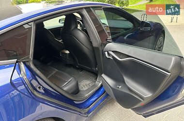 Лифтбек Tesla Model S 2020 в 