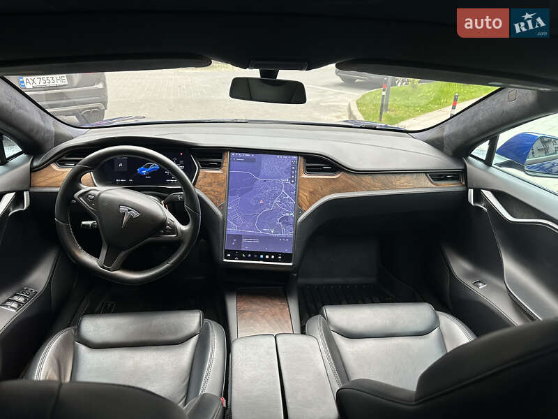 Лифтбек Tesla Model S 2020 в Львове