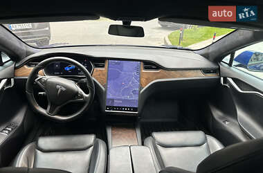 Лифтбек Tesla Model S 2020 в 