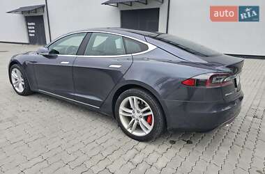Ліфтбек Tesla Model S 2015 в 