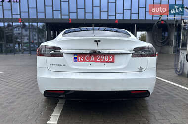 Лифтбек Tesla Model S 2016 в 