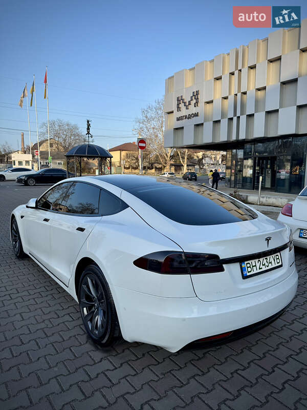 Лифтбек Tesla Model S 2020 в Одессе