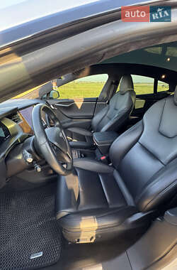 Ліфтбек Tesla Model S 2020 в 