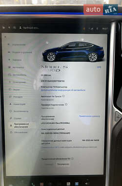 Лифтбек Tesla Model S 2015 в 