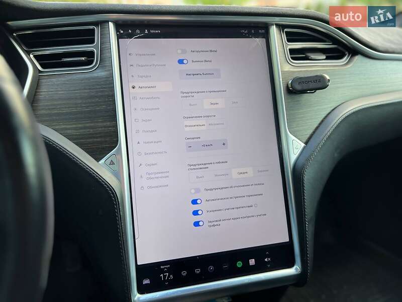 Ліфтбек Tesla Model S 2016 в Львові
