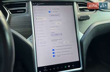 Лифтбек Tesla Model S 2016 в 