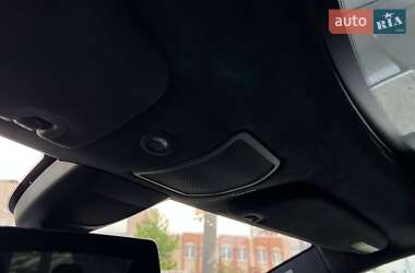Лифтбек Tesla Model S 2016 в 