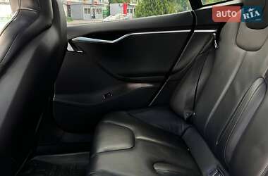 Лифтбек Tesla Model S 2016 в 