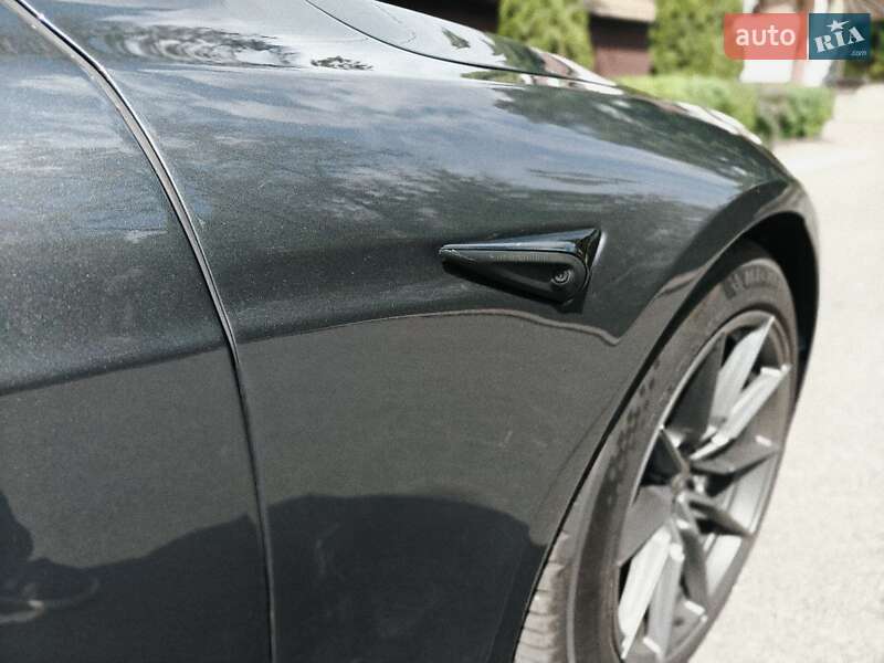 Лифтбек Tesla Model S 2021 в Киеве фото 14 Лифтбек Tesla Model S 2021 в Киеве