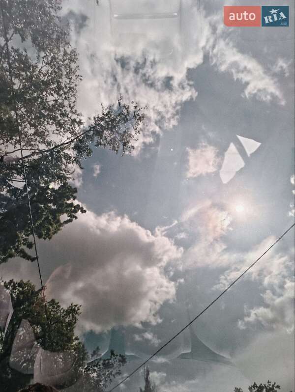 Лифтбек Tesla Model S 2021 в Киеве фото 18 Лифтбек Tesla Model S 2021 в Киеве