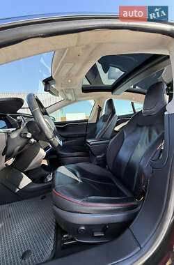 Ліфтбек Tesla Model S 2013 в 