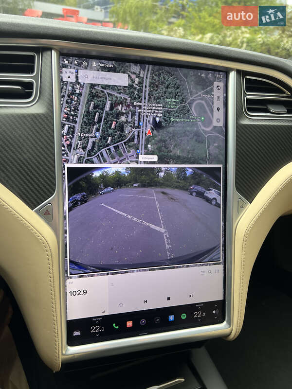Ліфтбек Tesla Model S 2017 в Дніпрі