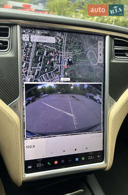 Ліфтбек Tesla Model S 2017 в 