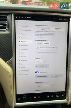 Ліфтбек Tesla Model S 2017 в 