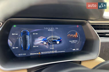 Ліфтбек Tesla Model S 2017 в 