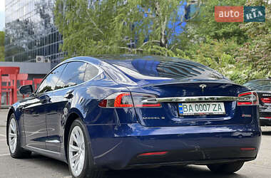 Ліфтбек Tesla Model S 2017 в 