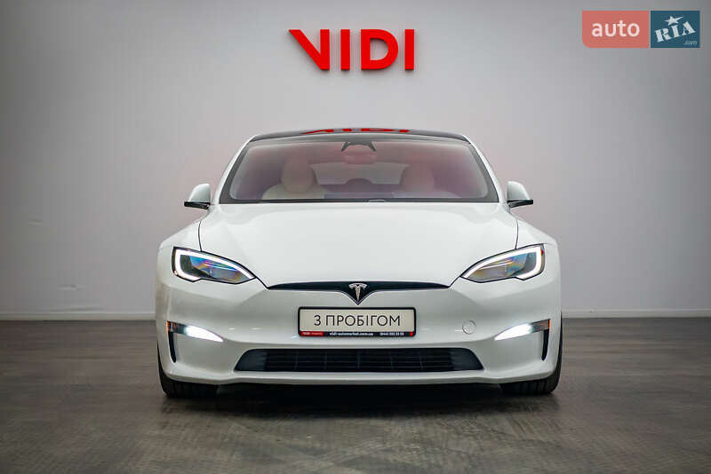 Седан Tesla Model S 2022 в Киеве