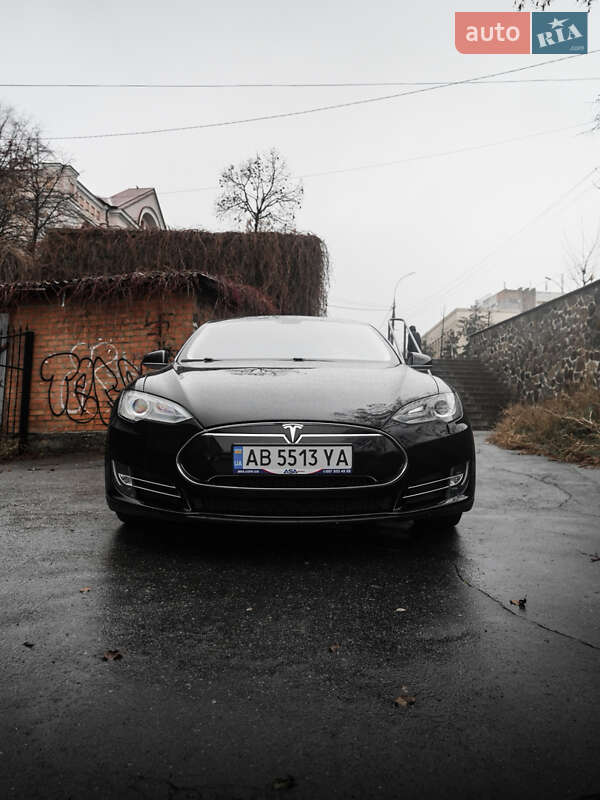 Лифтбек Tesla Model S 2013 в Виннице фото 6 Лифтбек Tesla Model S 2013 в Виннице