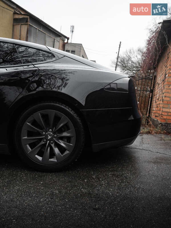 Лифтбек Tesla Model S 2013 в Виннице фото 15 Лифтбек Tesla Model S 2013 в Виннице