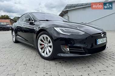 Лифтбек Tesla Model S 2016 в Коломые