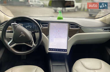 Ліфтбек Tesla Model S 2015 в 