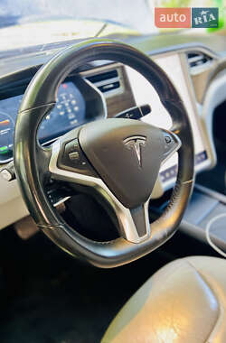 Ліфтбек Tesla Model S 2015 в 