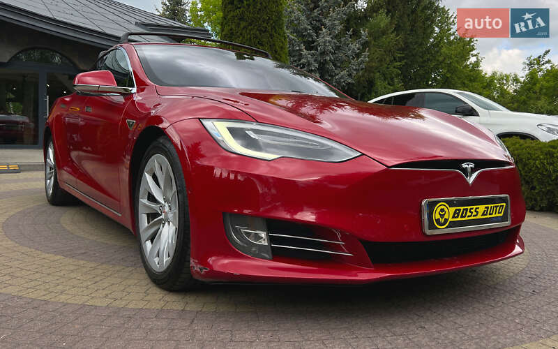 Tesla Model S 2016