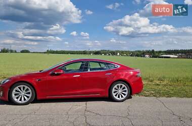 Лифтбек Tesla Model S 2017 в 