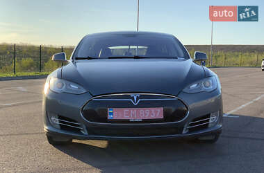 Ліфтбек Tesla Model S 2014 в Рівному