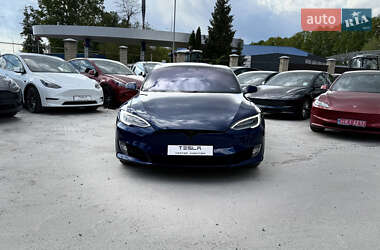Лифтбек Tesla Model S 2019 в 