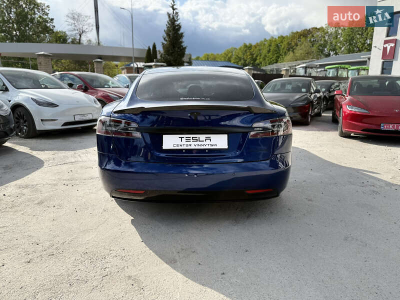 Лифтбек Tesla Model S 2019 в Виннице