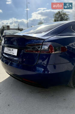 Лифтбек Tesla Model S 2019 в 