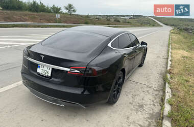 Ліфтбек Tesla Model S 2014 в 