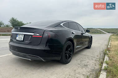 Ліфтбек Tesla Model S 2014 в 