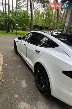 Лифтбек Tesla Model S 2022 в 