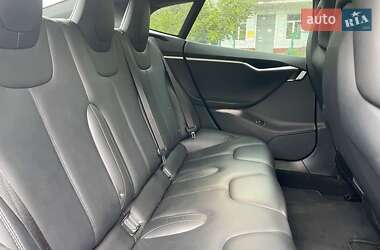 Ліфтбек Tesla Model S 2015 в 