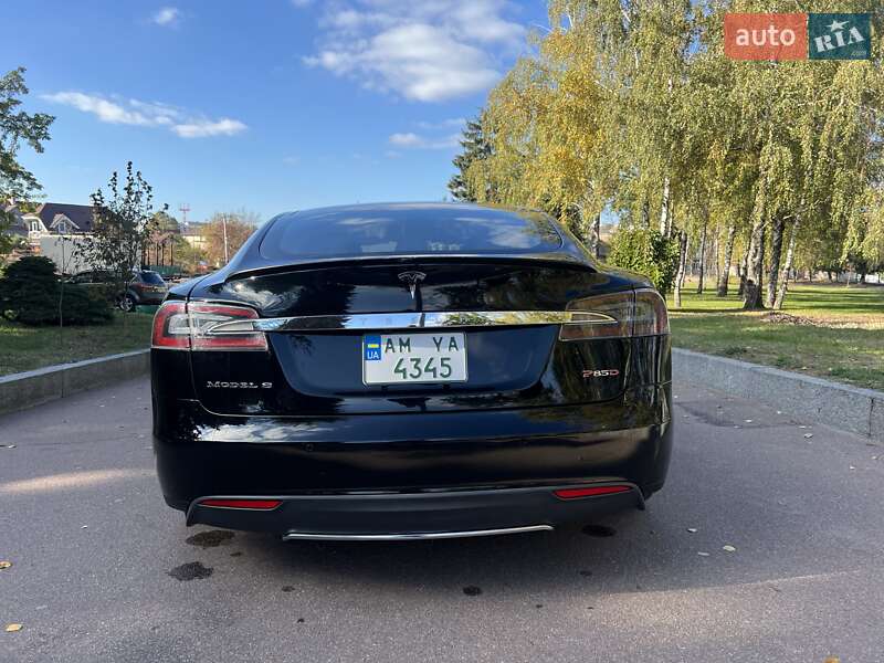 Лифтбек Tesla Model S 2015 в Житомире фото 11 Лифтбек Tesla Model S 2015 в Житомире