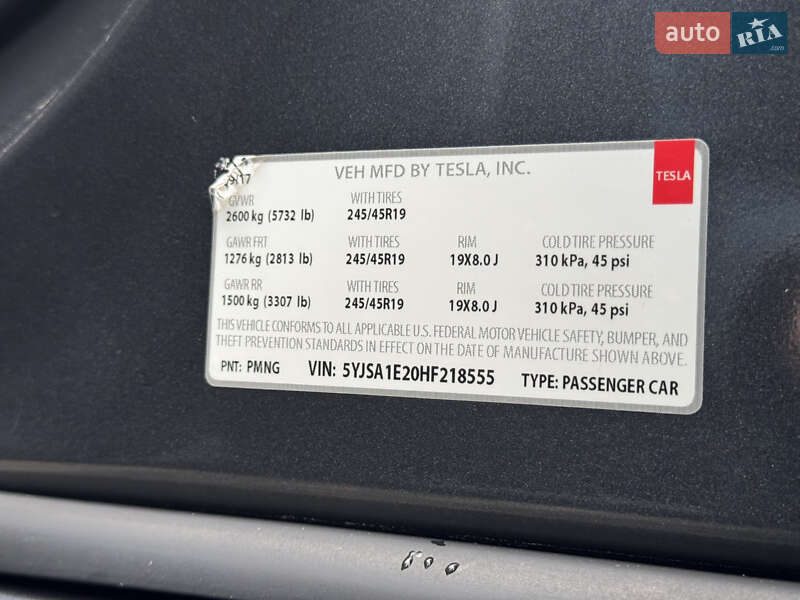 Лифтбек Tesla Model S 2017 в Луцке