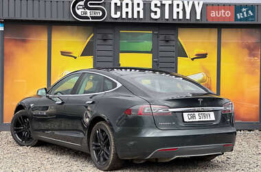 Лифтбек Tesla Model S 2014 в 